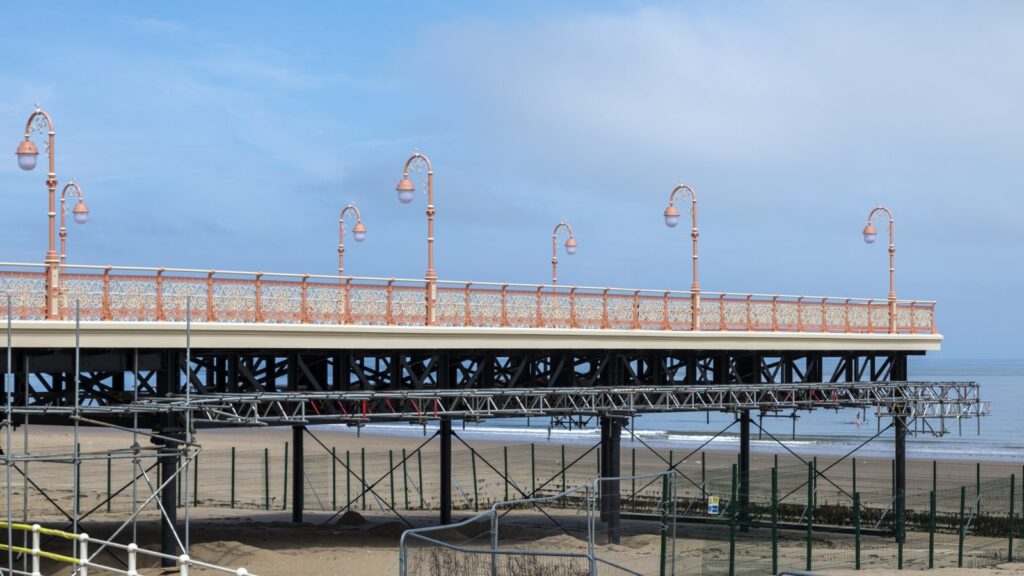 Electrician Colony Bay Pier North Wales